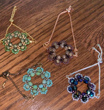 Load image into Gallery viewer, Anemone Adjustable Bracelet Kit