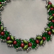 Load image into Gallery viewer, Holly & Berries Bracelet Kit