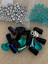 Load image into Gallery viewer, Keystone Bracelet Kit
