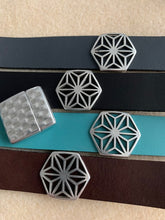 Load image into Gallery viewer, Flat Leather Bracelet Kit