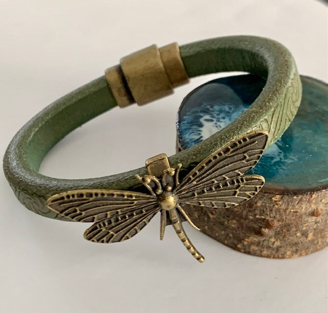 Leather Dragonfly Regalize Bracelet Kit Simply Beadiful