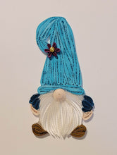 Load image into Gallery viewer, Beginner Quilling Class - Flowers - Saturday, April 15th 3-5p.m.
